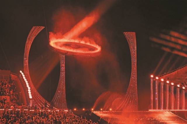 十五運會主火炬被點燃。受訪者 供圖 十五運會主火炬被點燃。受訪者 供圖