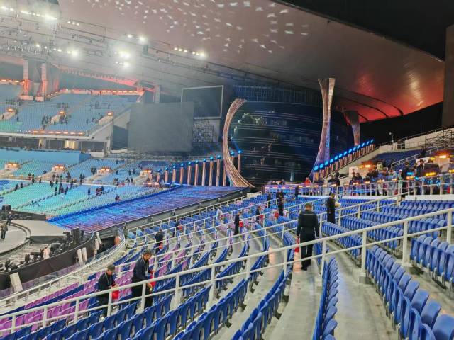 開幕式散場后觀眾區整潔干凈。受訪者 供圖 開幕式散場后觀眾區整潔干凈。受訪者 供圖